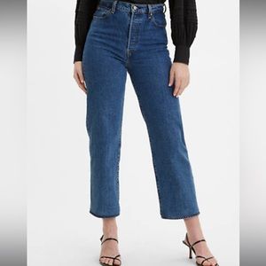 Levi’s Premium Ribcage Straight Ankle Women’s Jeans size 29
